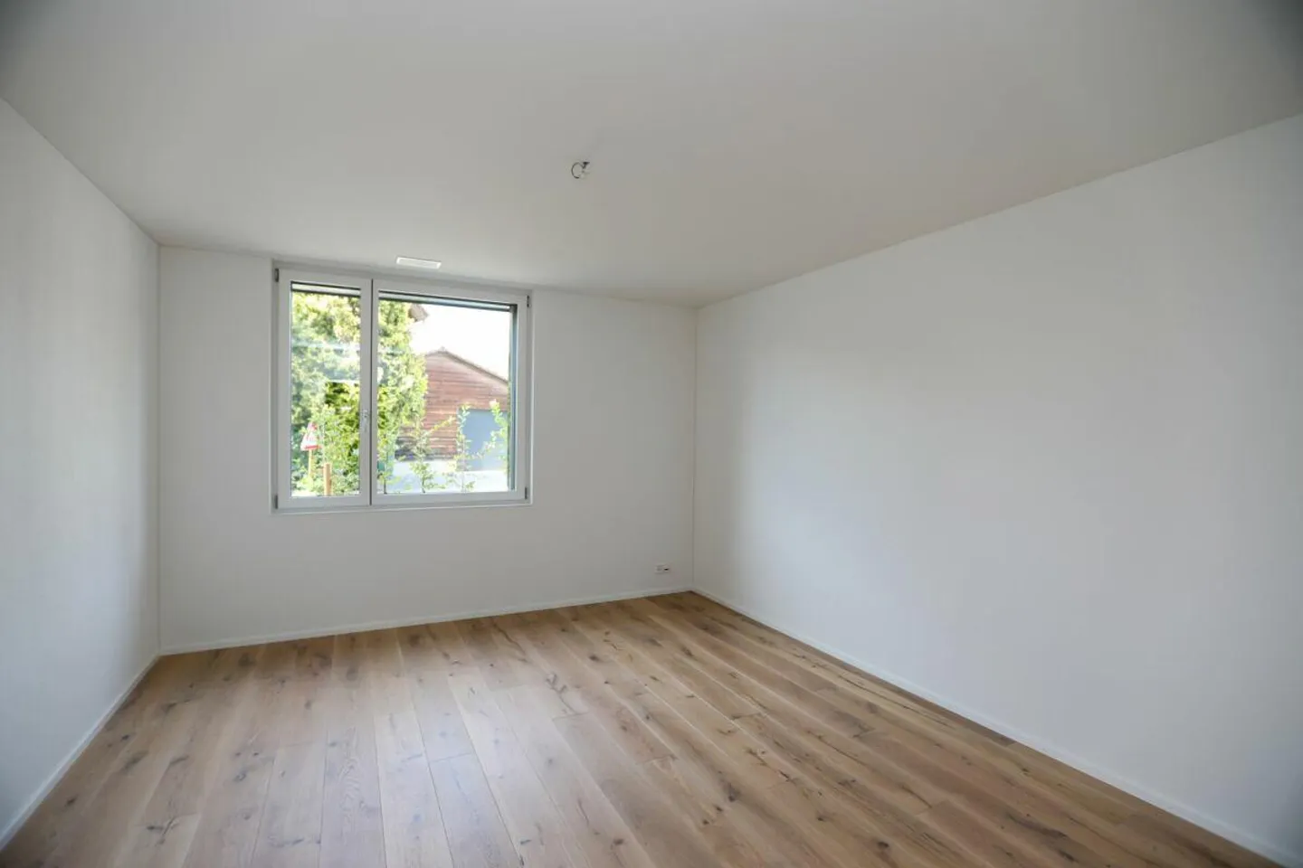 Appartement de 4,5 pièces au standard de propriété dans un emplacement central - Photo 4 sur 9