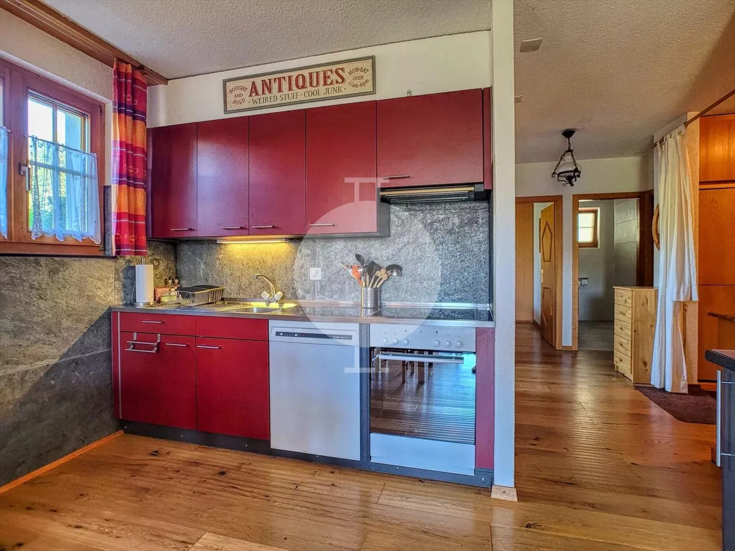 Belle maison de ville de 3,5 pièces au rez-de-chaussée à Mayens-de-l'Ours - Photo 3 sur 10