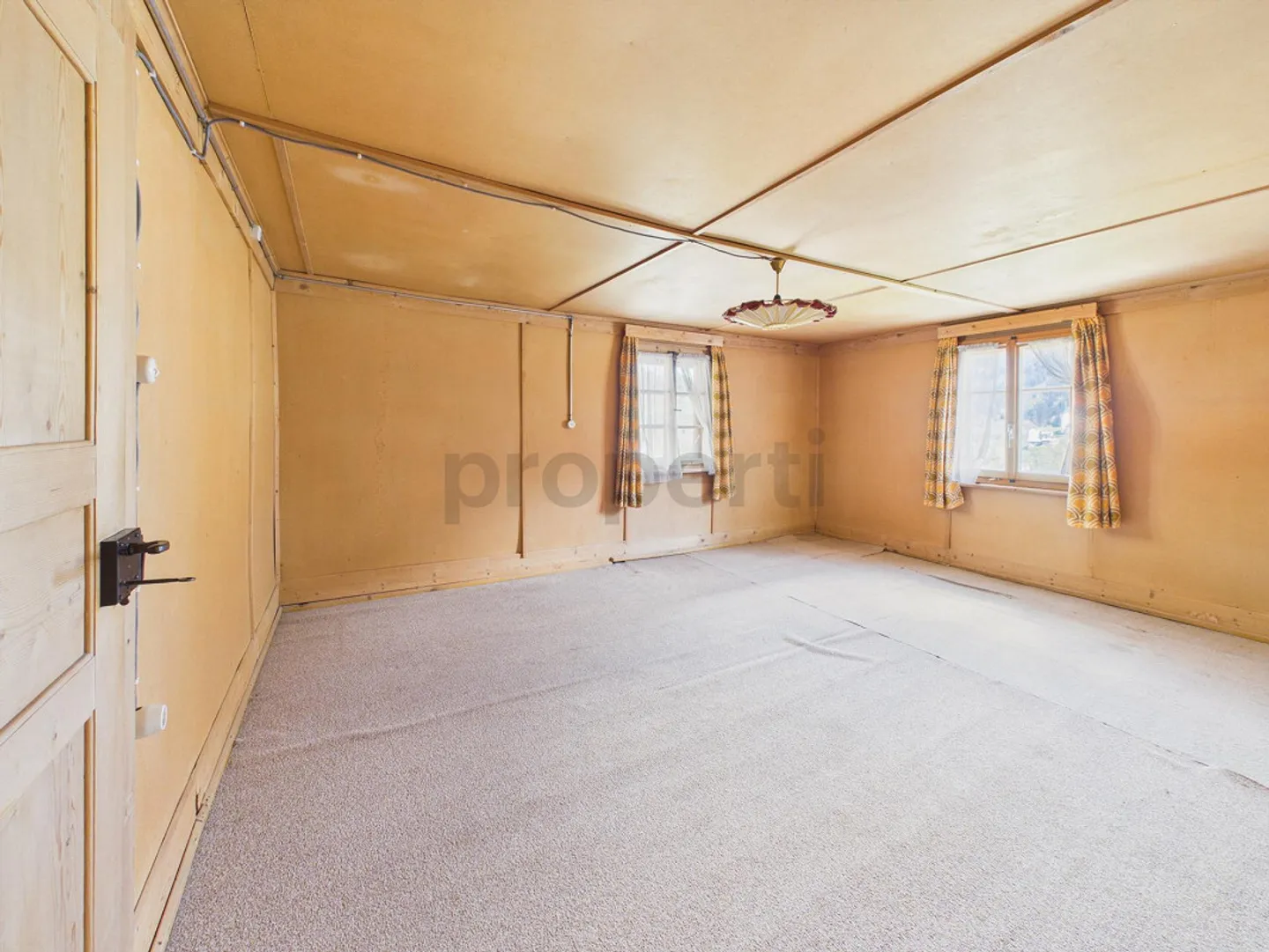 Spacious 7.5 Room Apartment - Photo 6 of 14