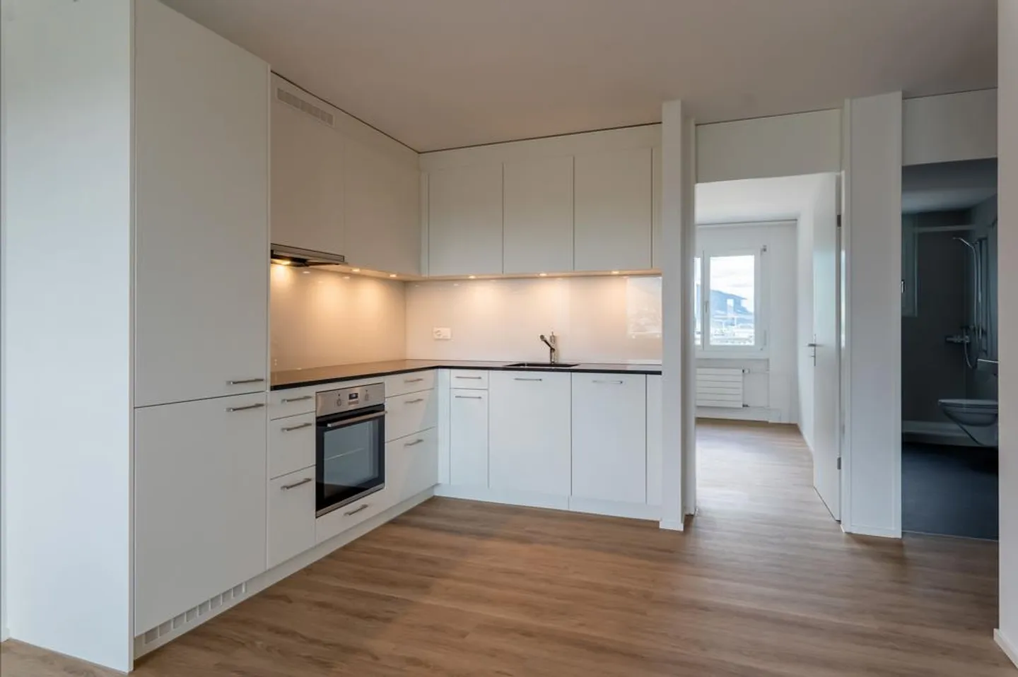 Modernes Zuhause in Biel! - Foto 4 von 7