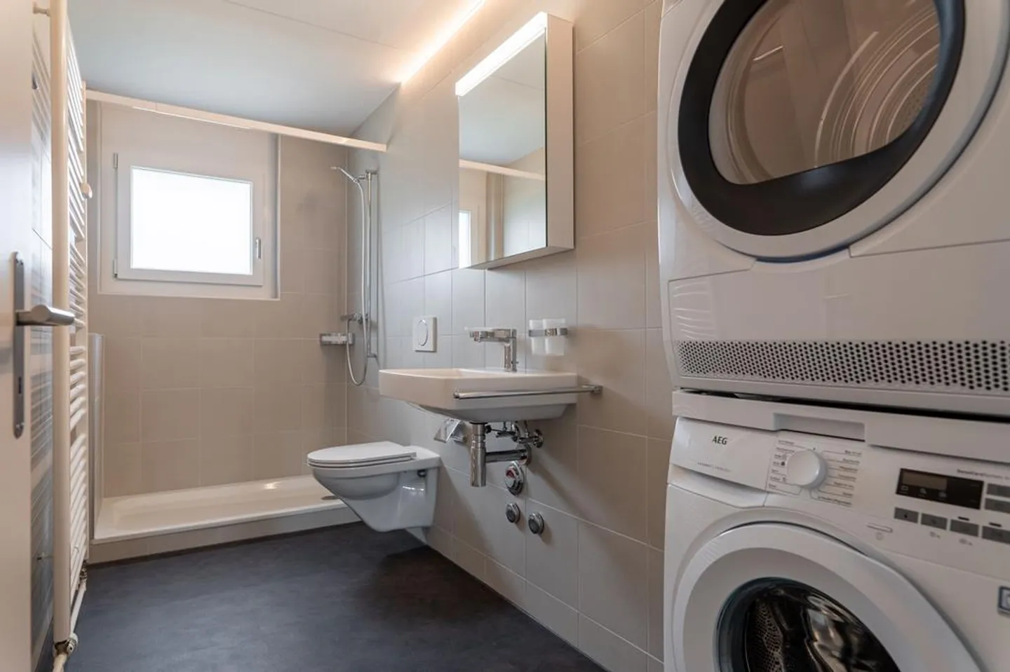 Modernes Zuhause in Biel! - Foto 5 von 7