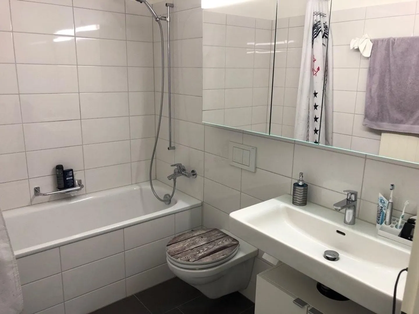 Moderno appartamento di 3.5 locali a Langnau ZH - Foto 5 di 8