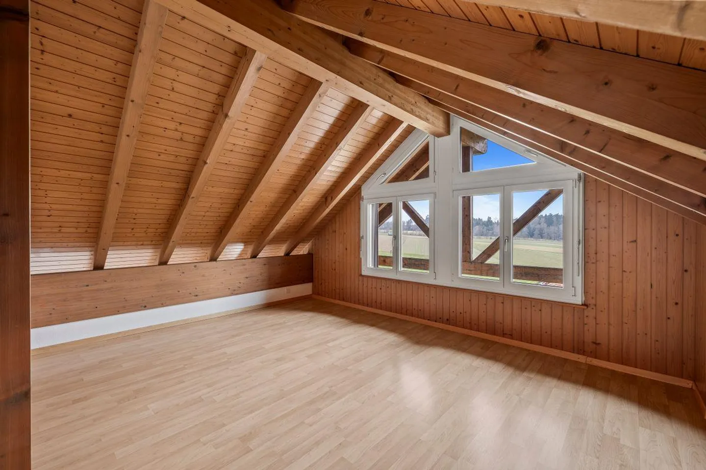 NoSta Real Estate AG - Maisonette à prix réduit - Beaucoup d'espace à petit prix ! - Photo 11 sur 13