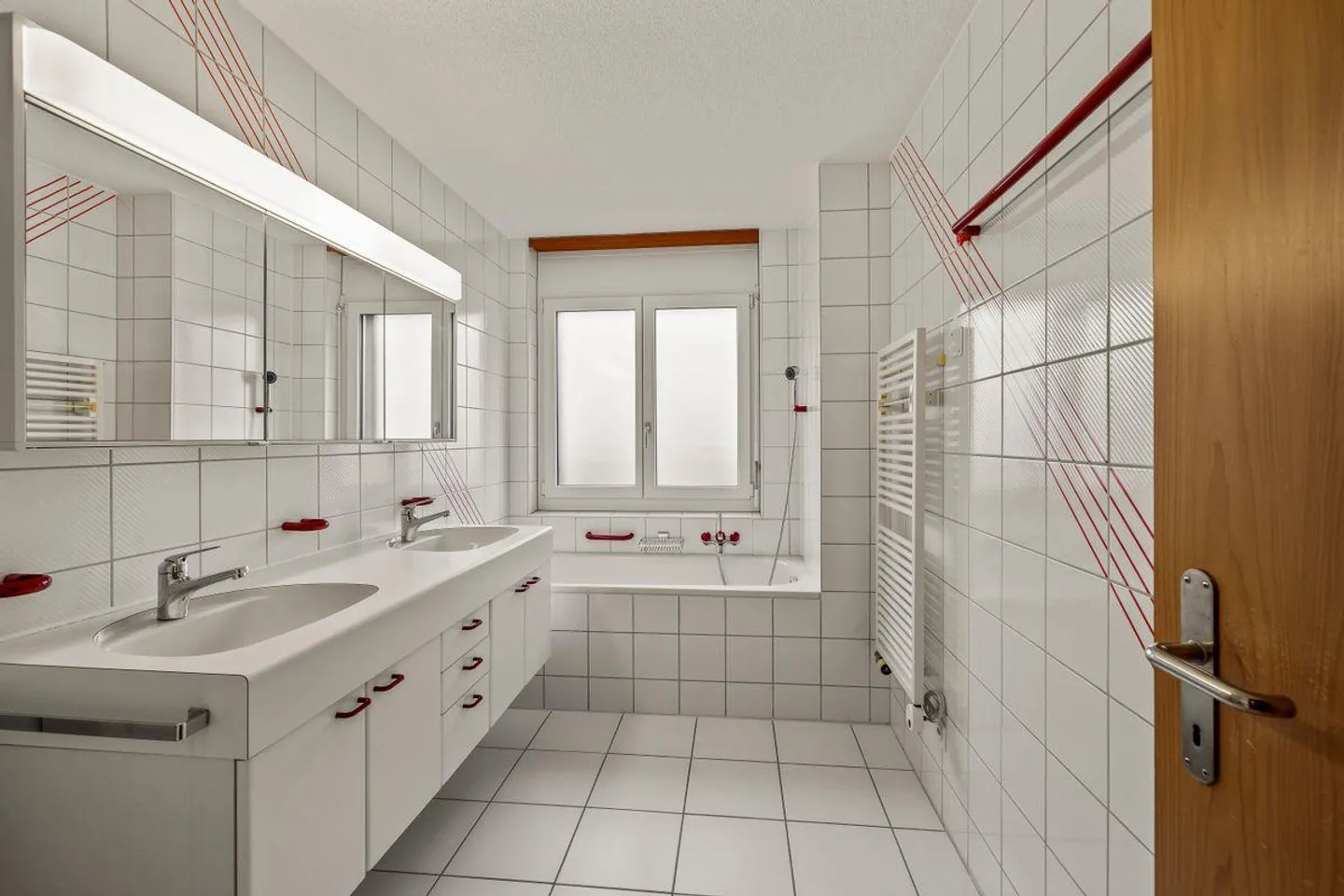 NoSta Real Estate AG - Maisonette à prix réduit - Beaucoup d'espace à petit prix ! - Photo 9 sur 13