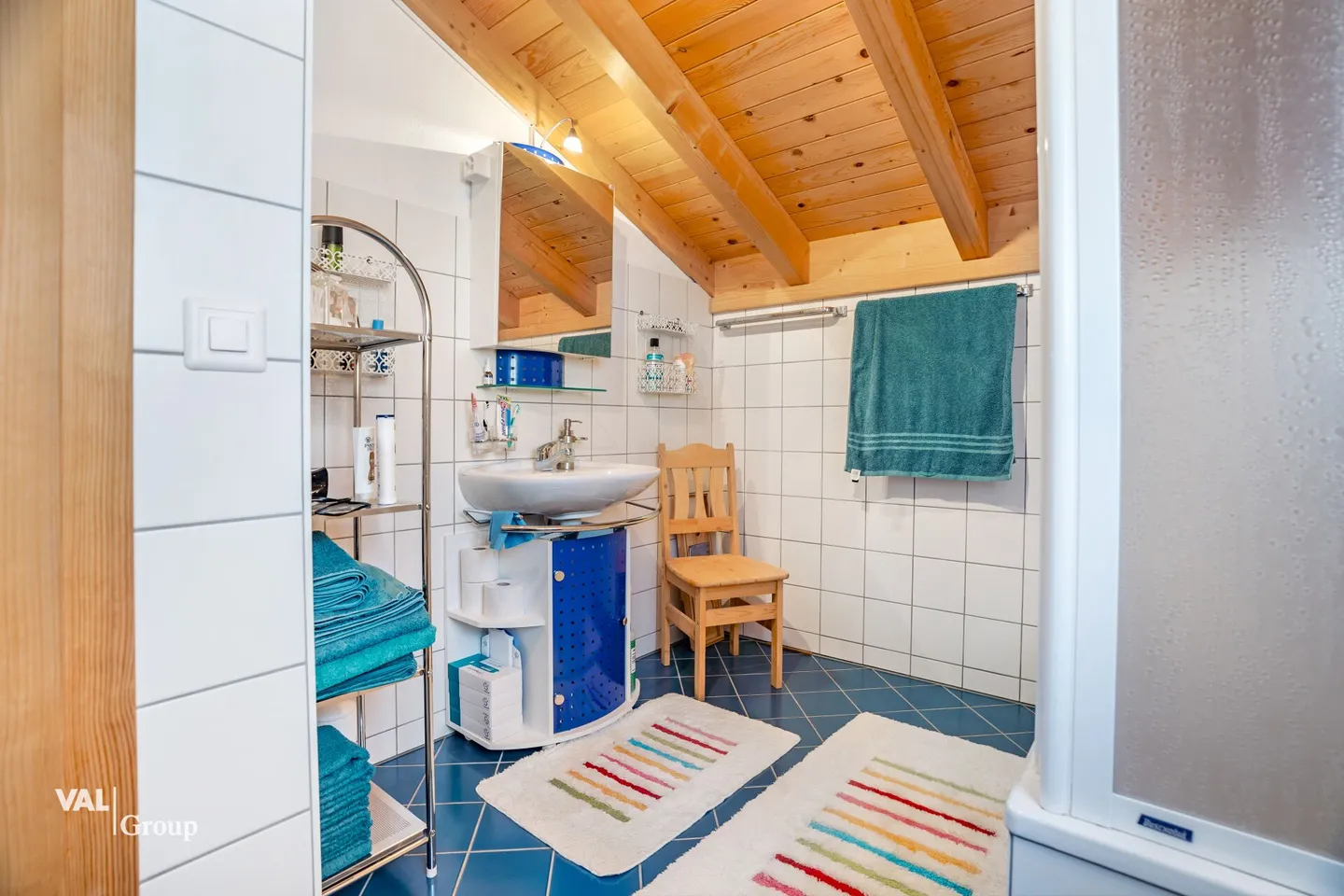 Chalet de vacances avec vue, deux appartements et une étable avec potentiel - Photo 17 sur 37