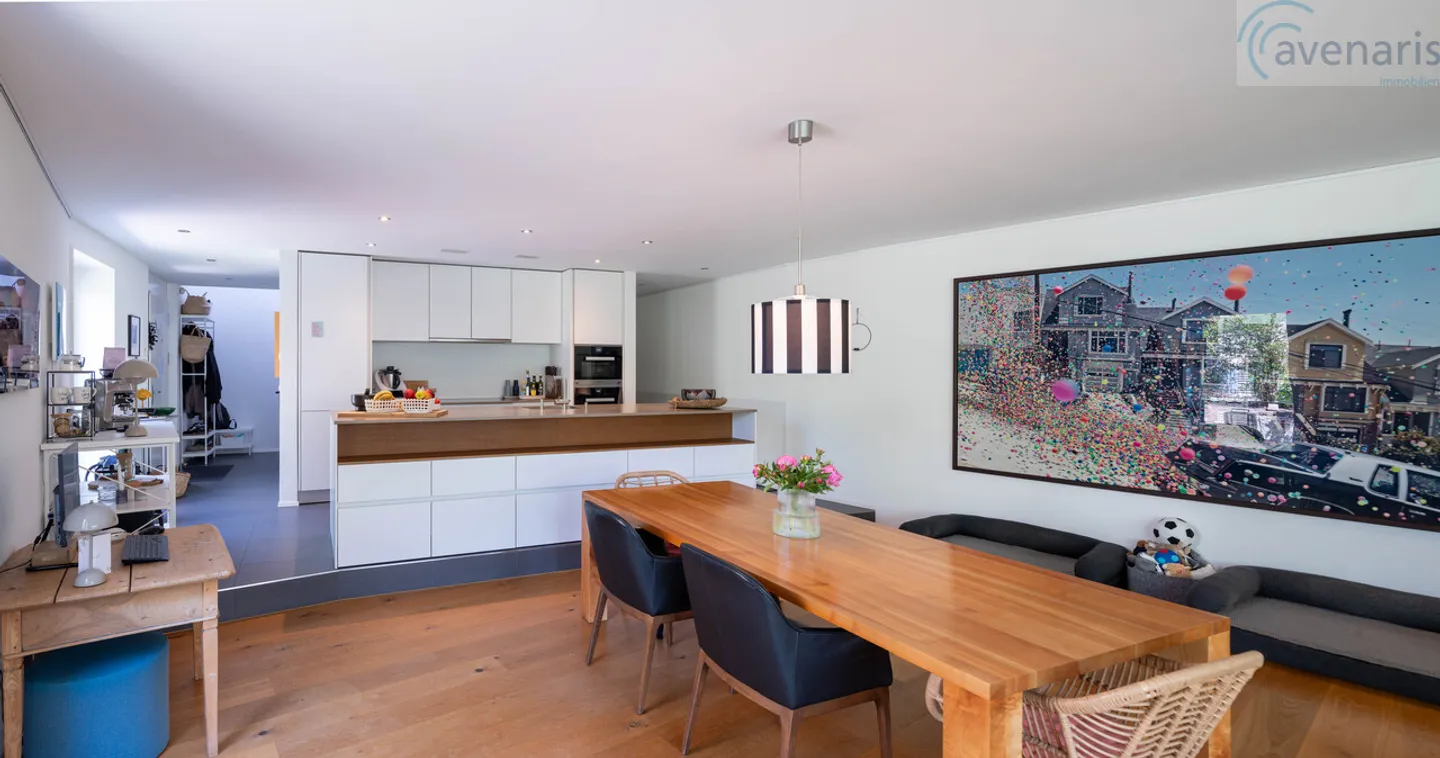 Beautiful 5.5-room double-family house in a sunny location - Photo 3 of 14