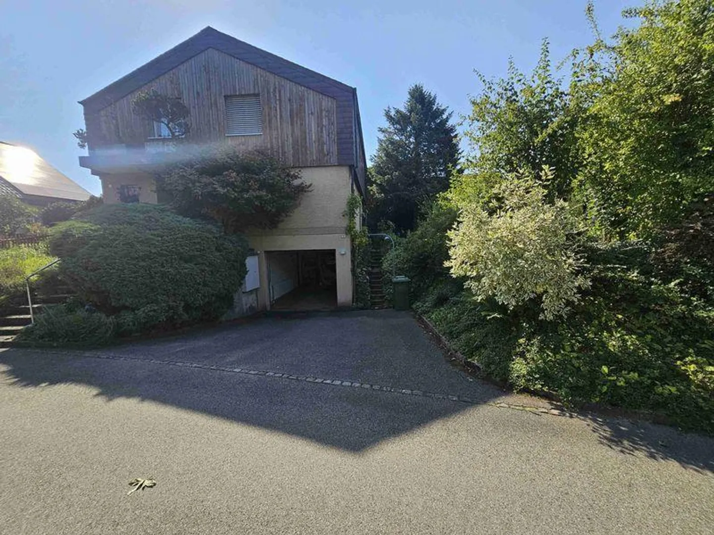 5.5-Zimmer Einfamilienhaus mit sehr grossem Garten - Foto 4 von 7