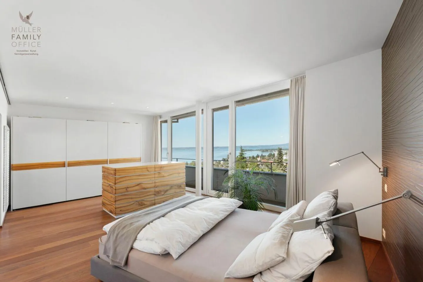 Appartamento attico unico e lussuoso con vista spettacolare sul lago - Foto 11 di 14