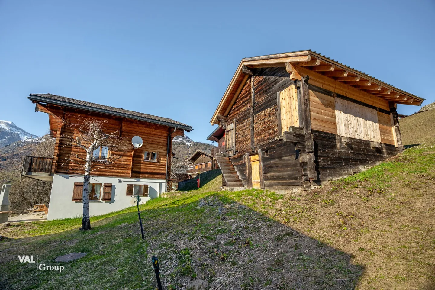 Chalet de vacances avec vue, deux appartements et une étable avec potentiel - Photo 29 sur 37