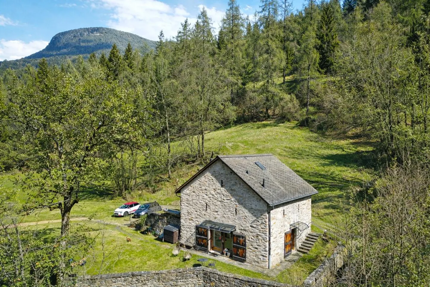 Pièce unique : Rustico entièrement rénové au cœur de la nature - Photo 13 sur 17