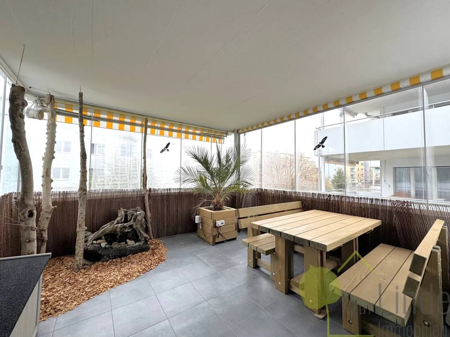 Modern 4.5-Room Apartment - Photo 1 of 12