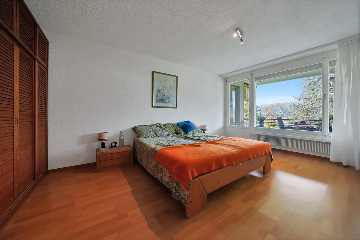 Bellissimo appartamento di 4.5 stanze in una posizione fantastica a Gerolfingen - Foto 10 di 17