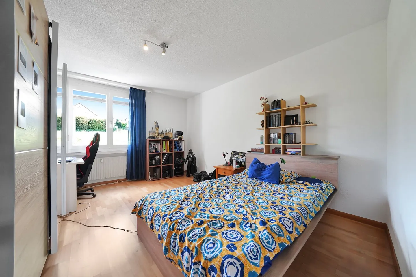 Bellissimo appartamento di 4.5 stanze in una posizione fantastica a Gerolfingen - Foto 12 di 17