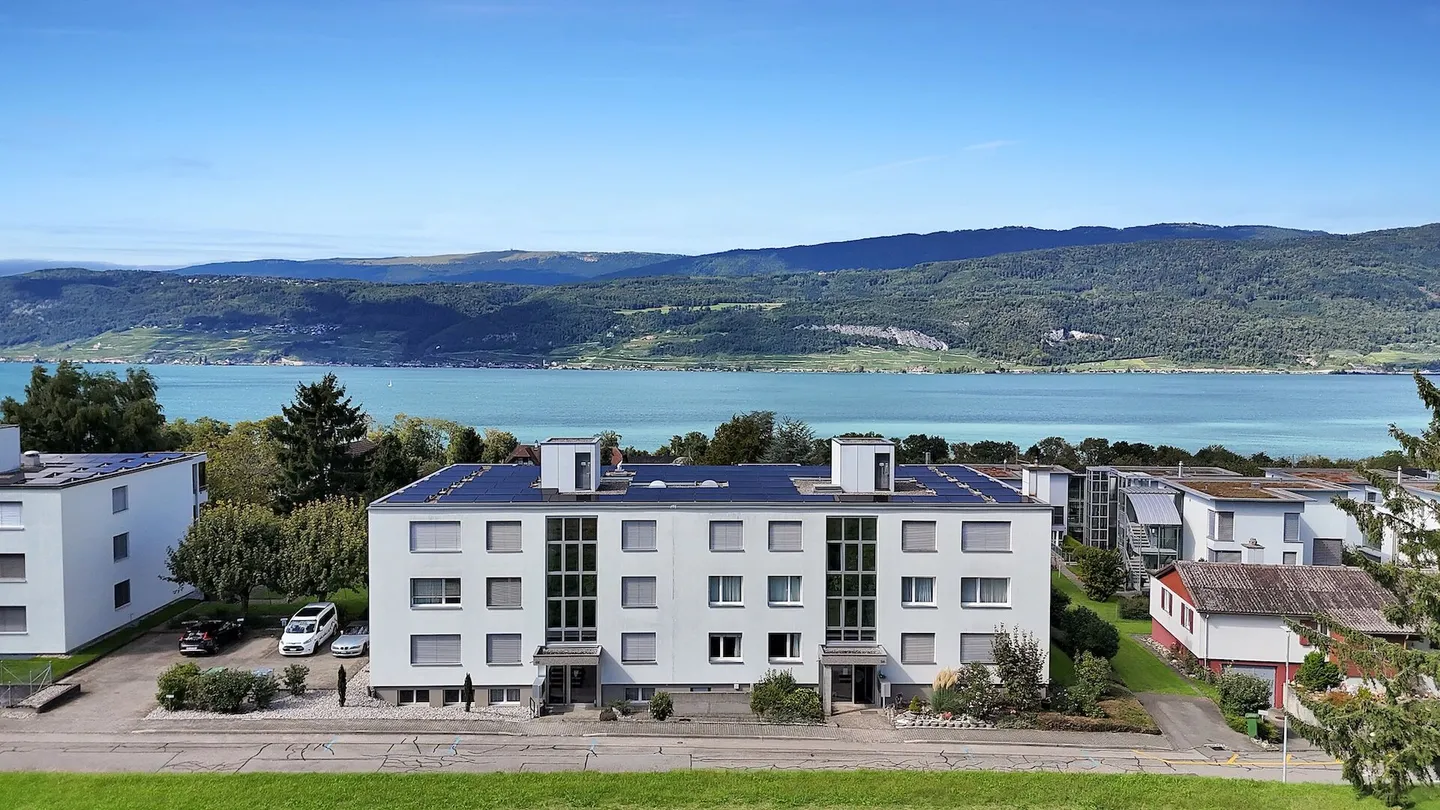 Bellissimo appartamento di 4.5 stanze in una posizione fantastica a Gerolfingen - Foto 16 di 17