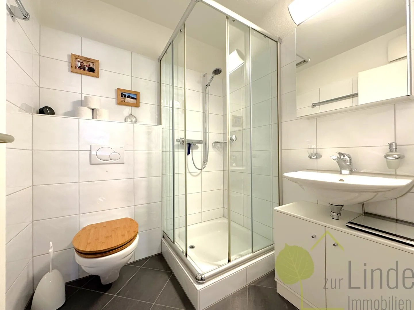 Modern 4.5-Room Apartment - Photo 10 of 12