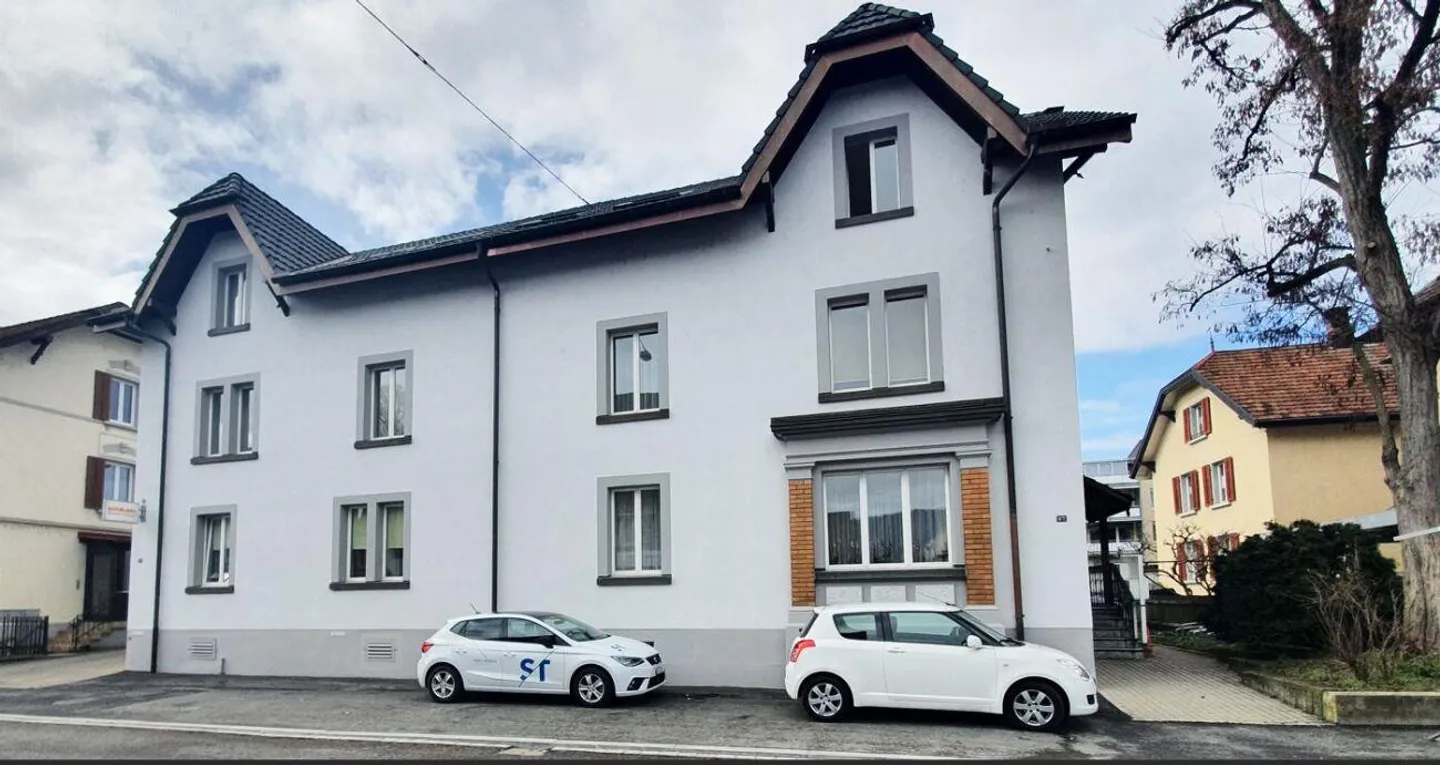 Heimelige Dachwohnung - Foto 1 von 7