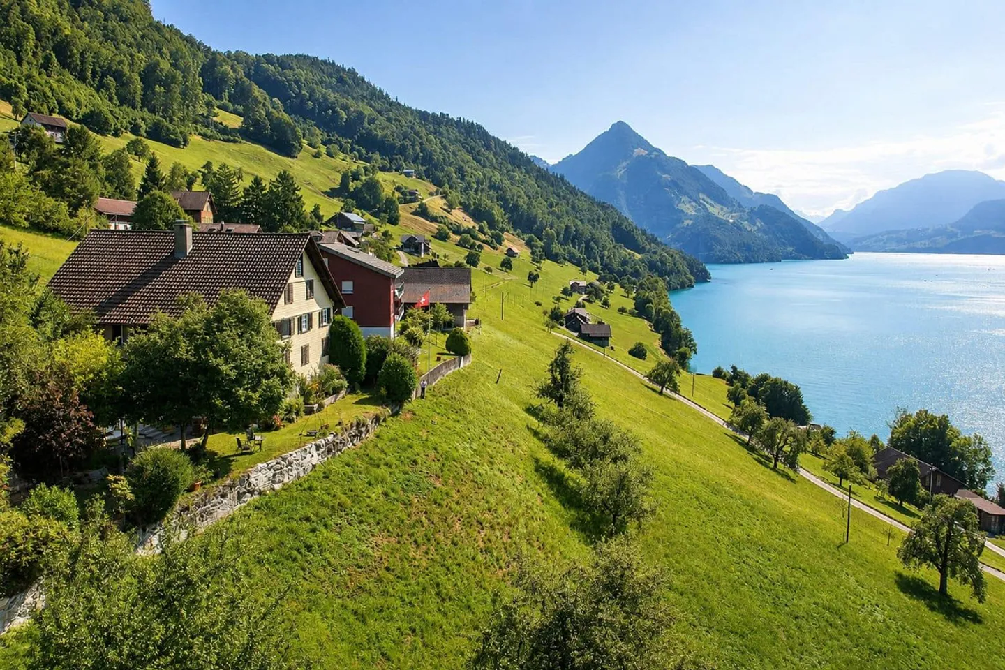 Charmantes Haus mit Seesicht - Foto 1 von 8