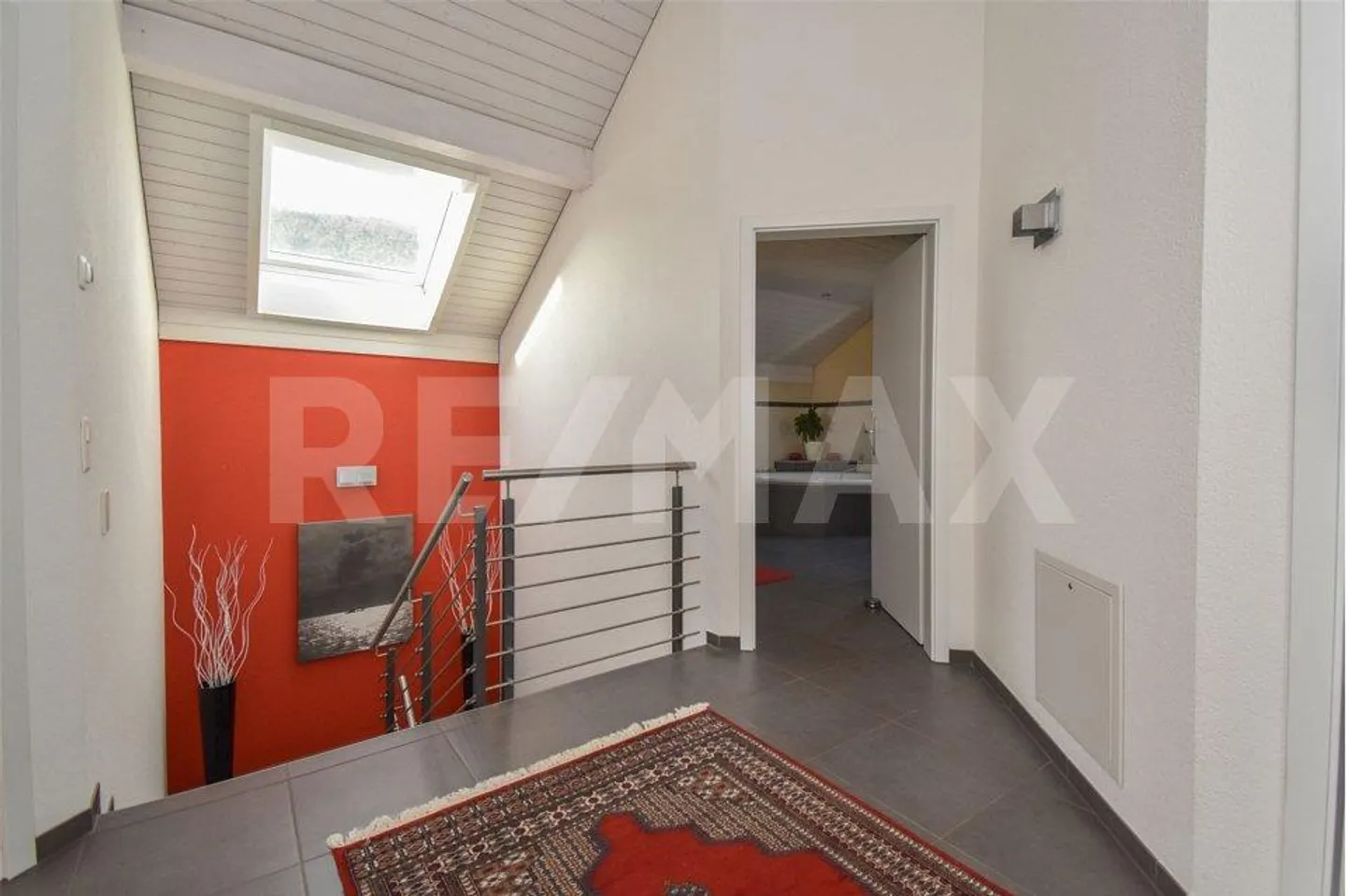 Attractive 4½ Room Single-Family House with Large Conservatory. So... - Photo 9 of 10