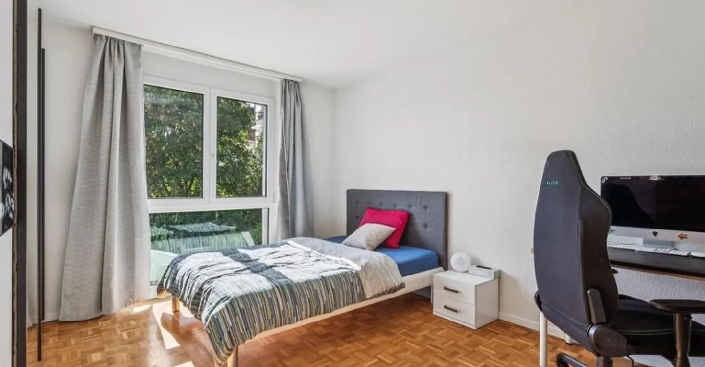 Appartamento di 4,5 locali con balcone e vista sul lago di Neuchâtel - Foto 5 di 9