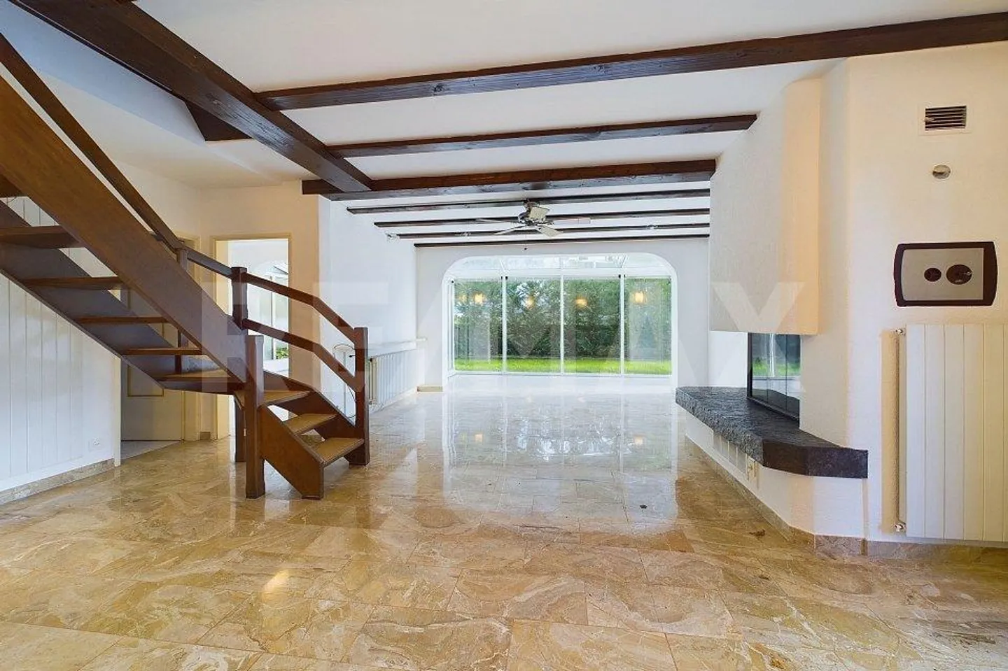 Belle maison au caractère unique dans un emplacement de rêve au bord du lac - Photo 10 sur 13