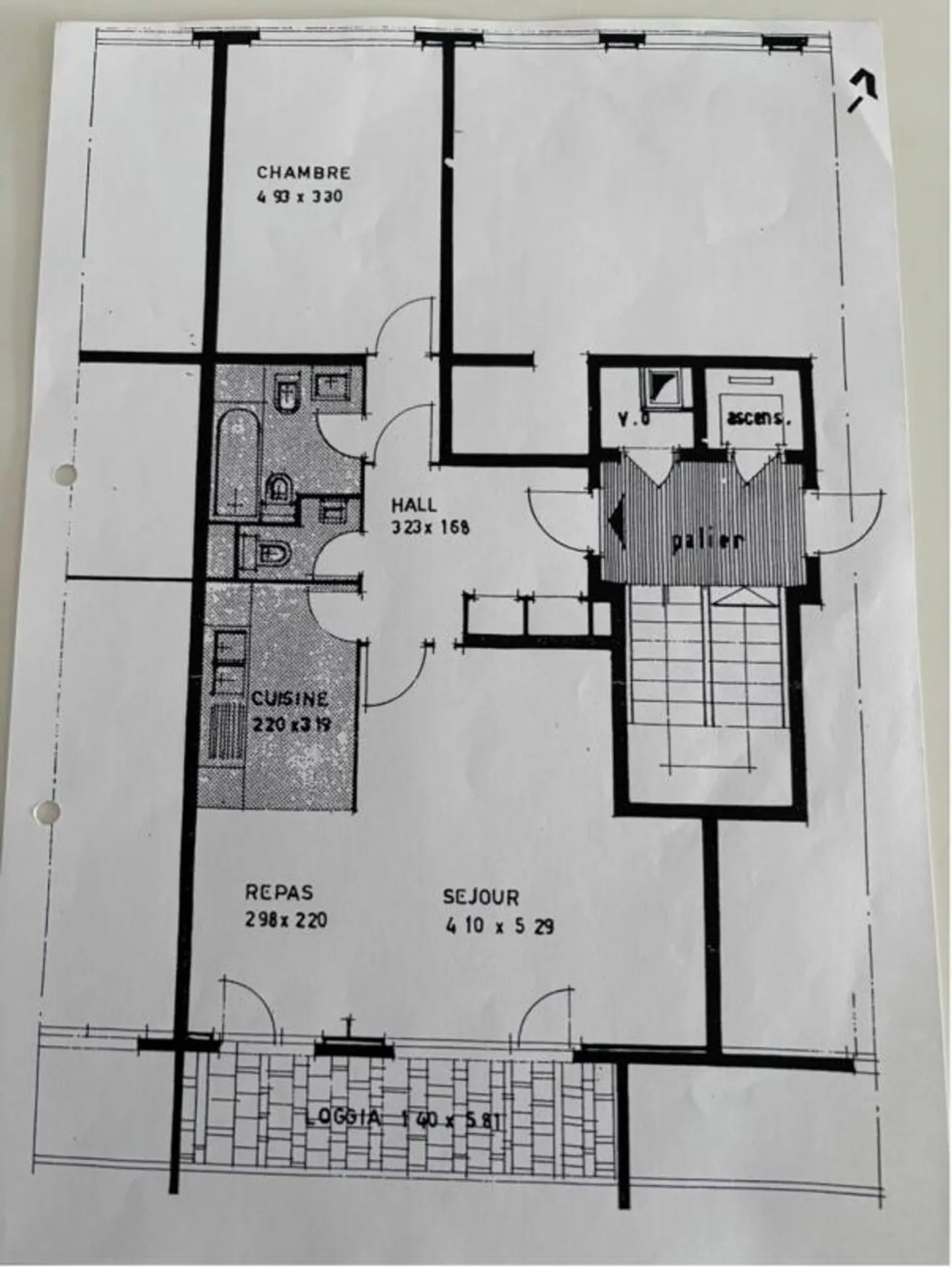 Grand appartement de 3 pièces rénové - Photo 3 of 3