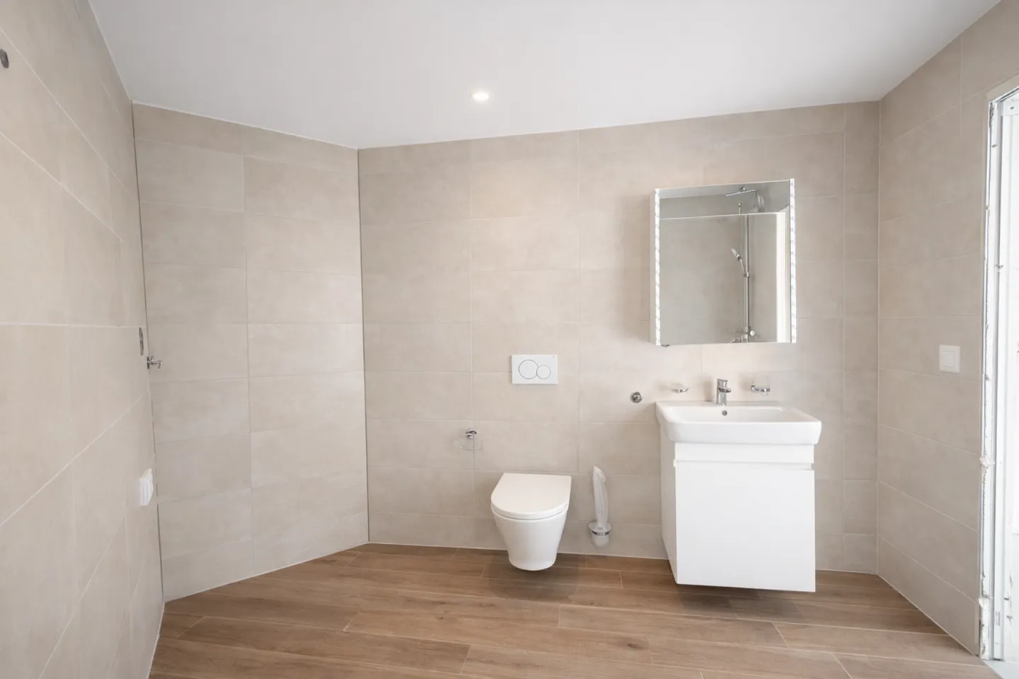 Neue 3,5-Zimmer-Wohnung im 1. Stock in Farvagny - Foto 8 von 13