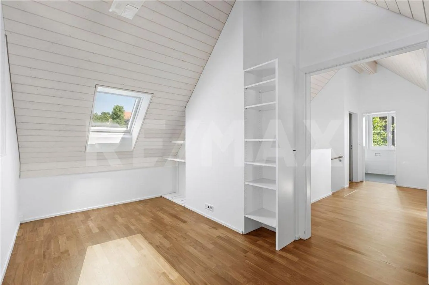 Appartamento duplex di 6 ½ stanze con vista sulle montagne - Vita familiare vicino al Türlersee - Foto 10 di 13