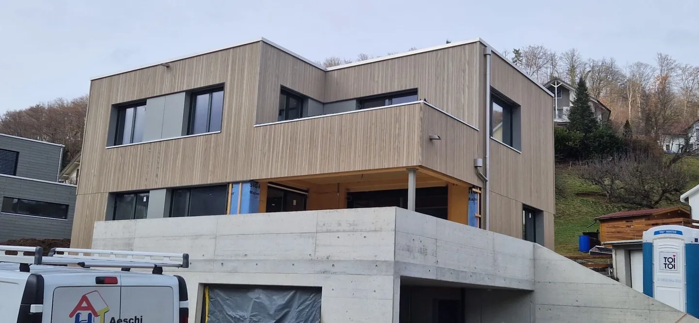 Maison individuelle de 4,5 pièces de haute qualité - Jardin avec vue, Carport + places de parking, 3 salles de bain - Photo 1 sur 6