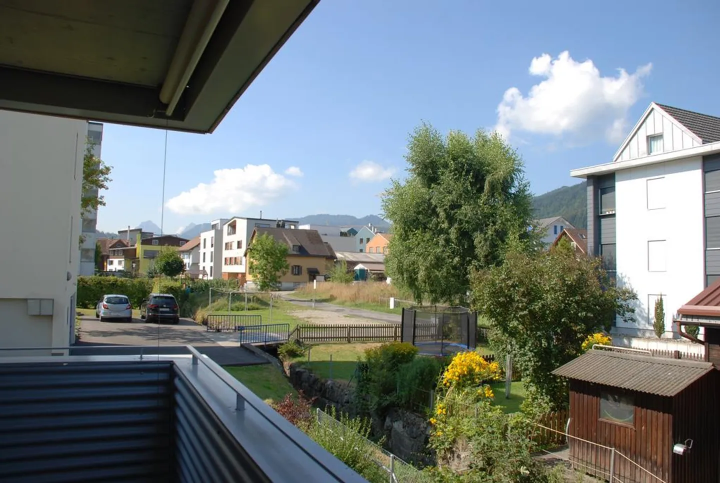 High-quality apartment in a quiet, sunny location - Photo 5 of 9