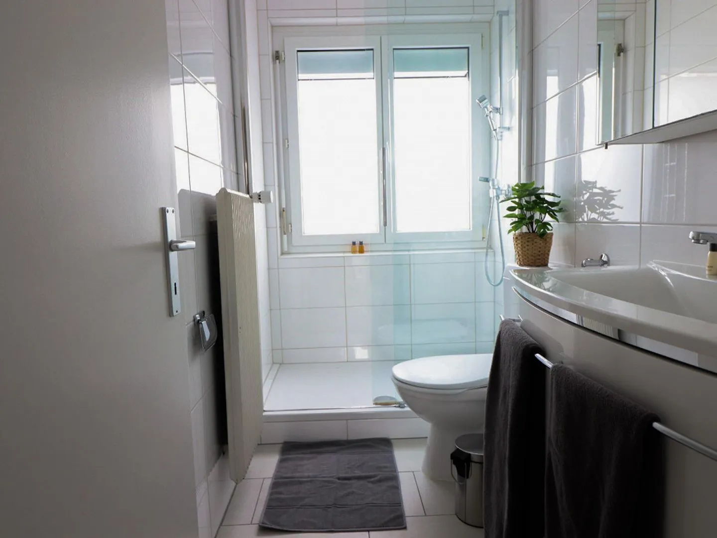 Möblierte 3.5 Zimmerwohnung - Foto 6 von 11