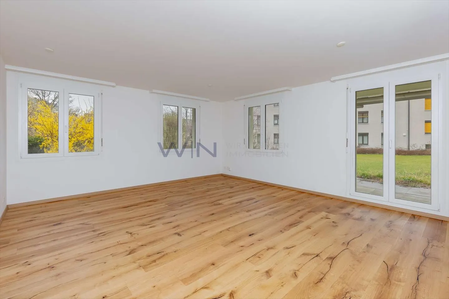 Edificio residenziale in vendita - Foto 2 di 8