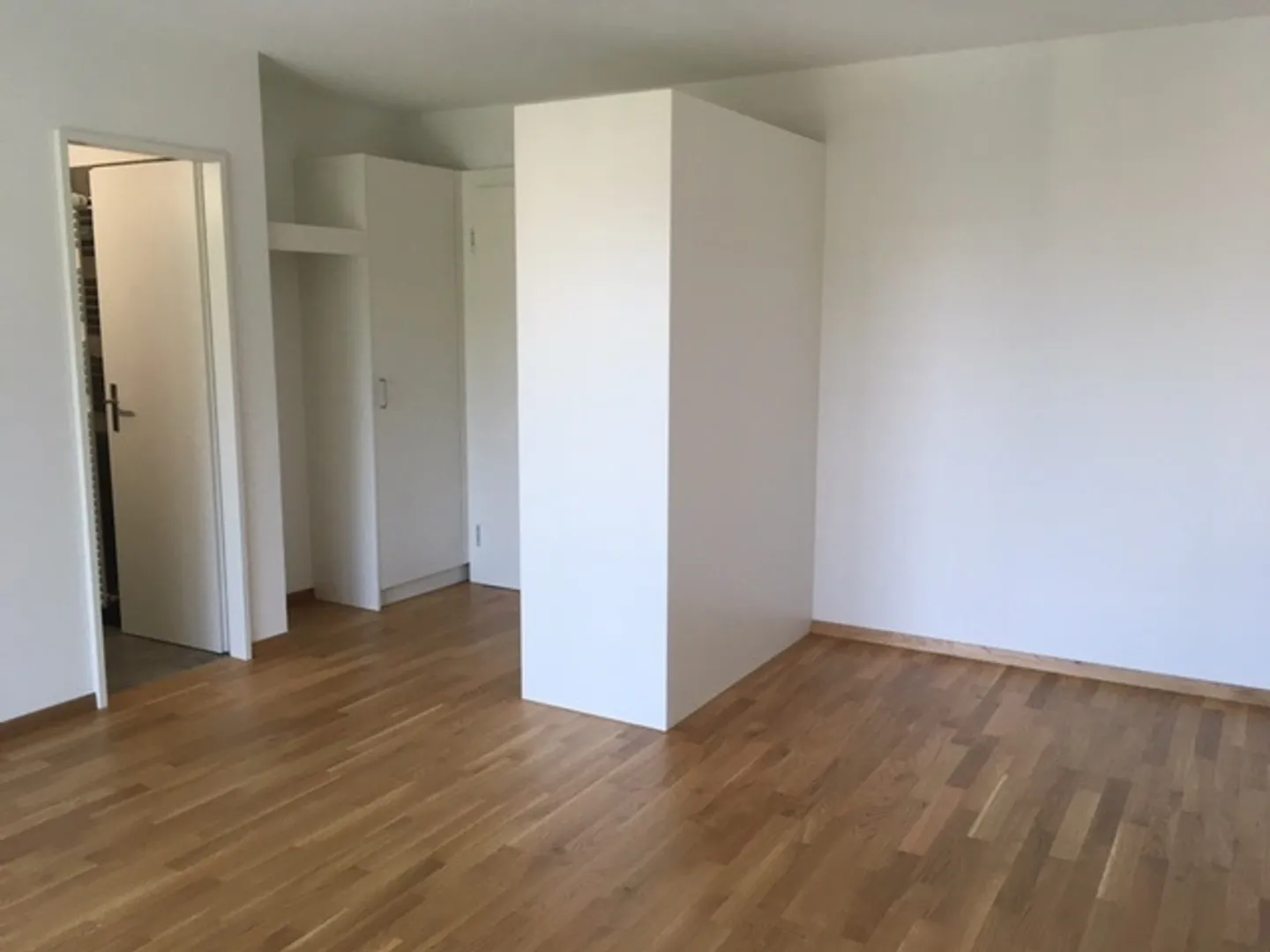 Appartamento singolo centrale con patio - Foto 4 di 5