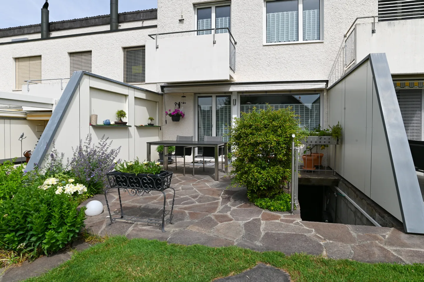Maison de ville charmante avec jardin - Photo 3 sur 13