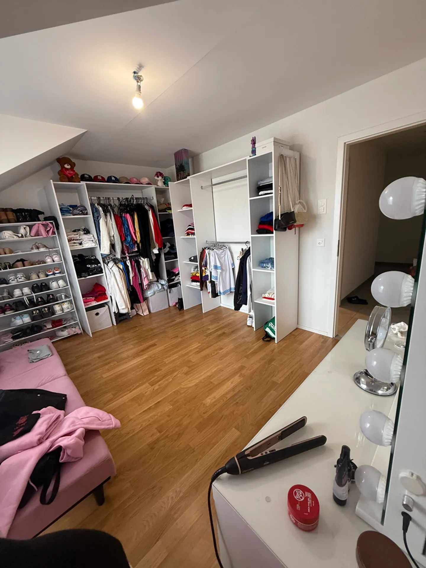 For rent - Magnificent modern 3.5 room apartment (built 2023) - Photo 4 of 8
