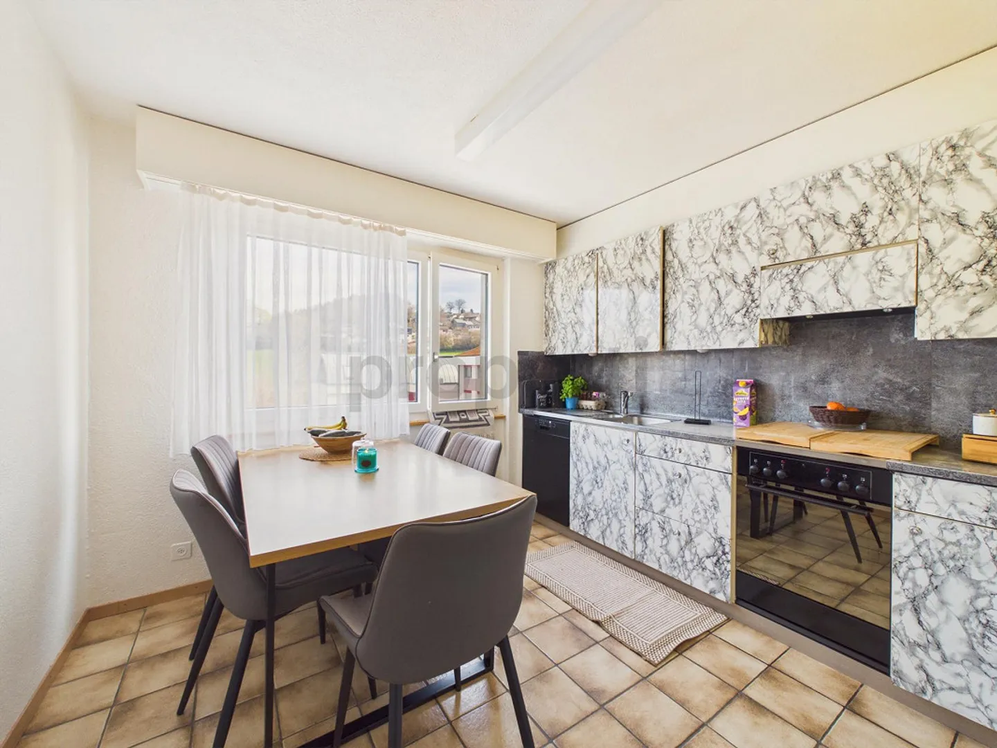Bright 5.5-room apartment with balcony, Tafers - Photo 4 of 14