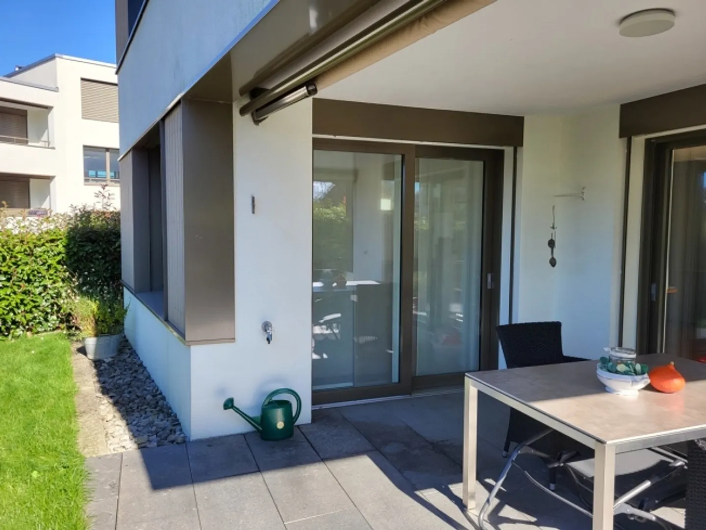 Charming garden apartment with top construction standard - Photo 10 of 14
