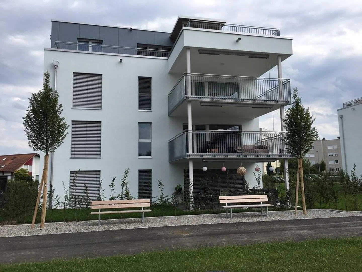 Beautiful 3.5-room apartment on the 2nd floor - Photo 1 of 10