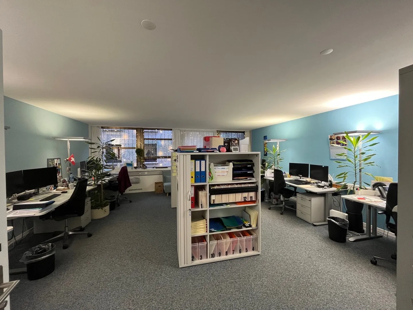 Modern office spaces for rent in prime location in Basel - Photo 1 of 10