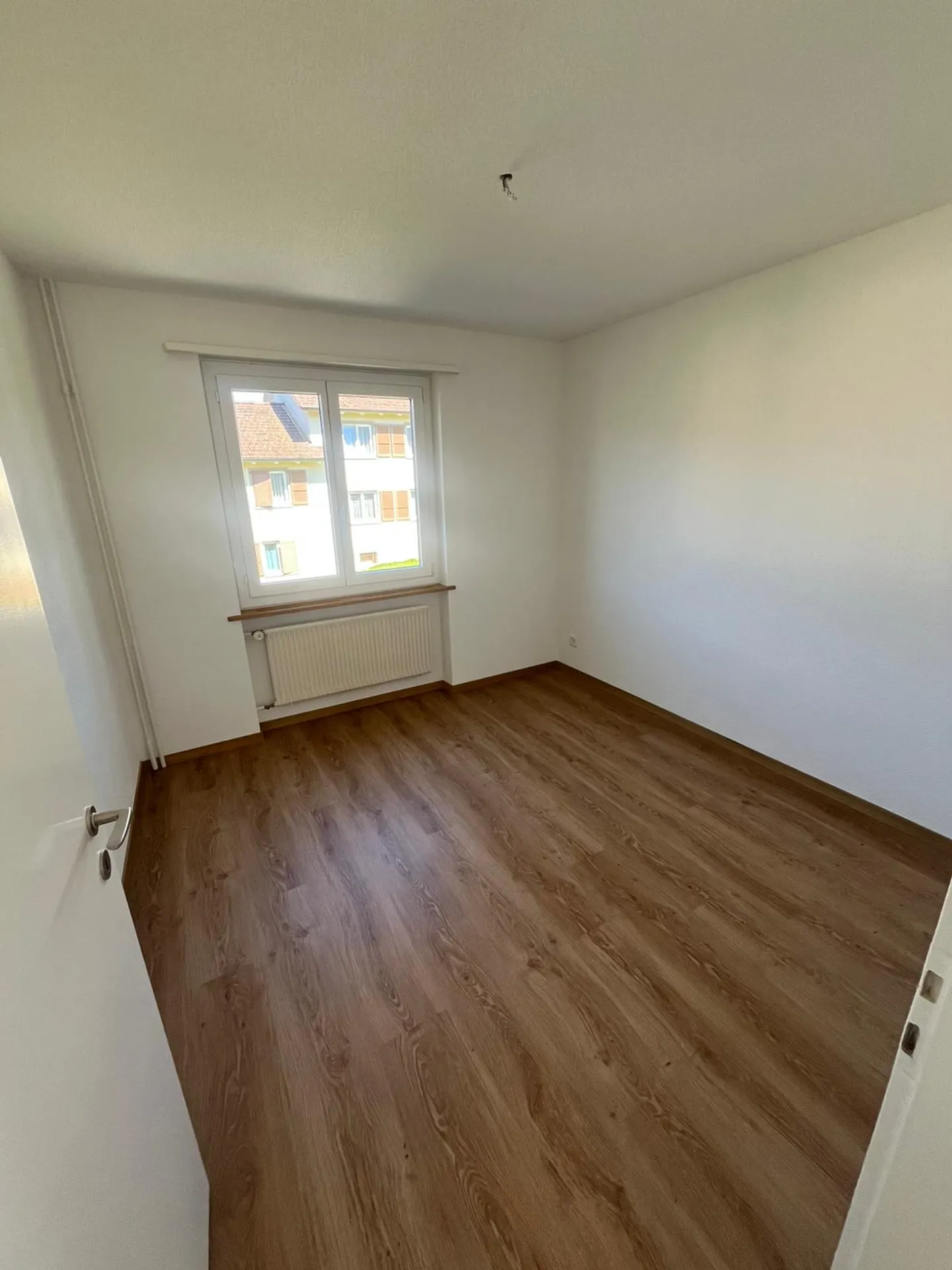 Appartamento affascinante 3.5 locali con balcone a Biel/Bienne - Foto 8 di 13