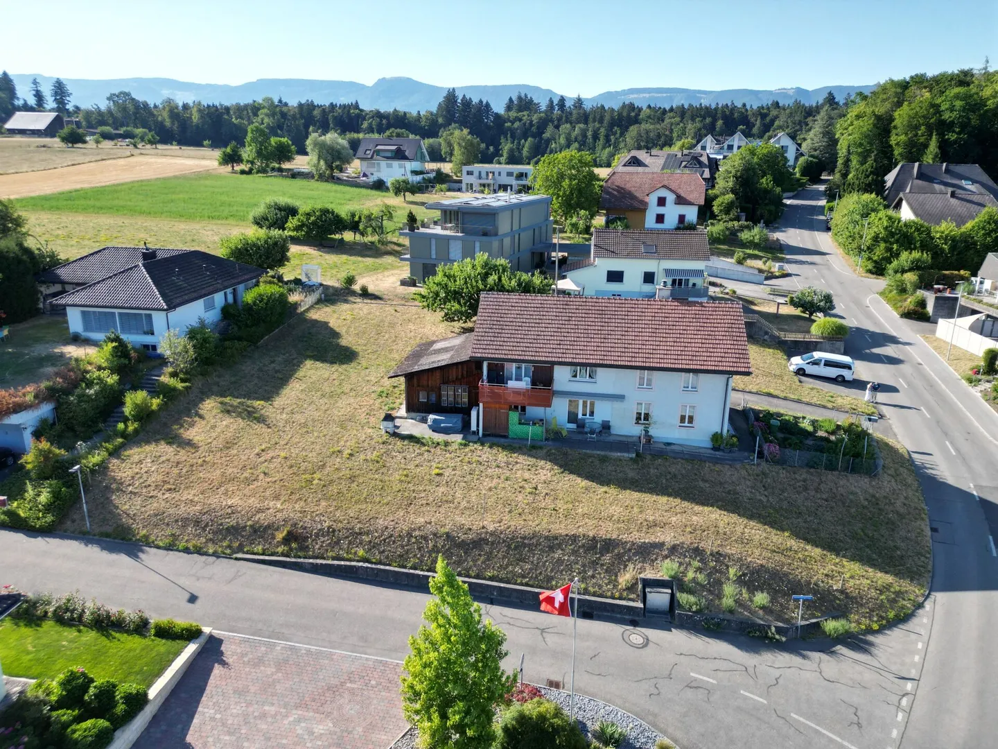 Maison individuelle avec un appartement séparé - Photo 1 sur 13