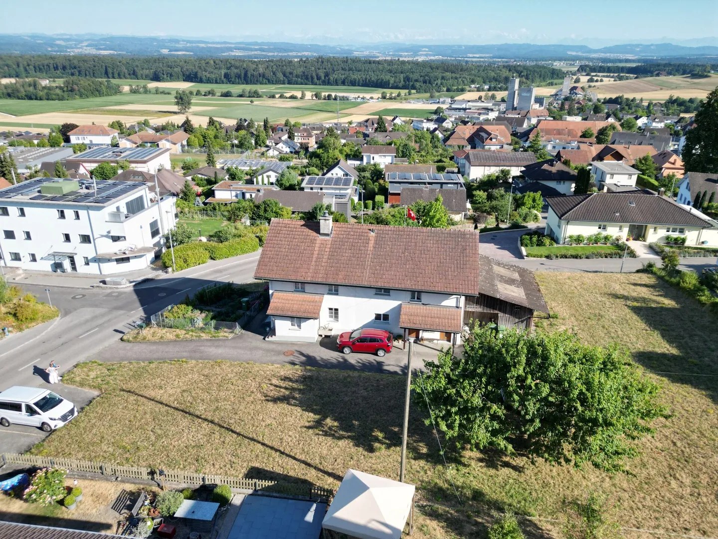 Maison individuelle avec un appartement séparé - Photo 2 sur 13