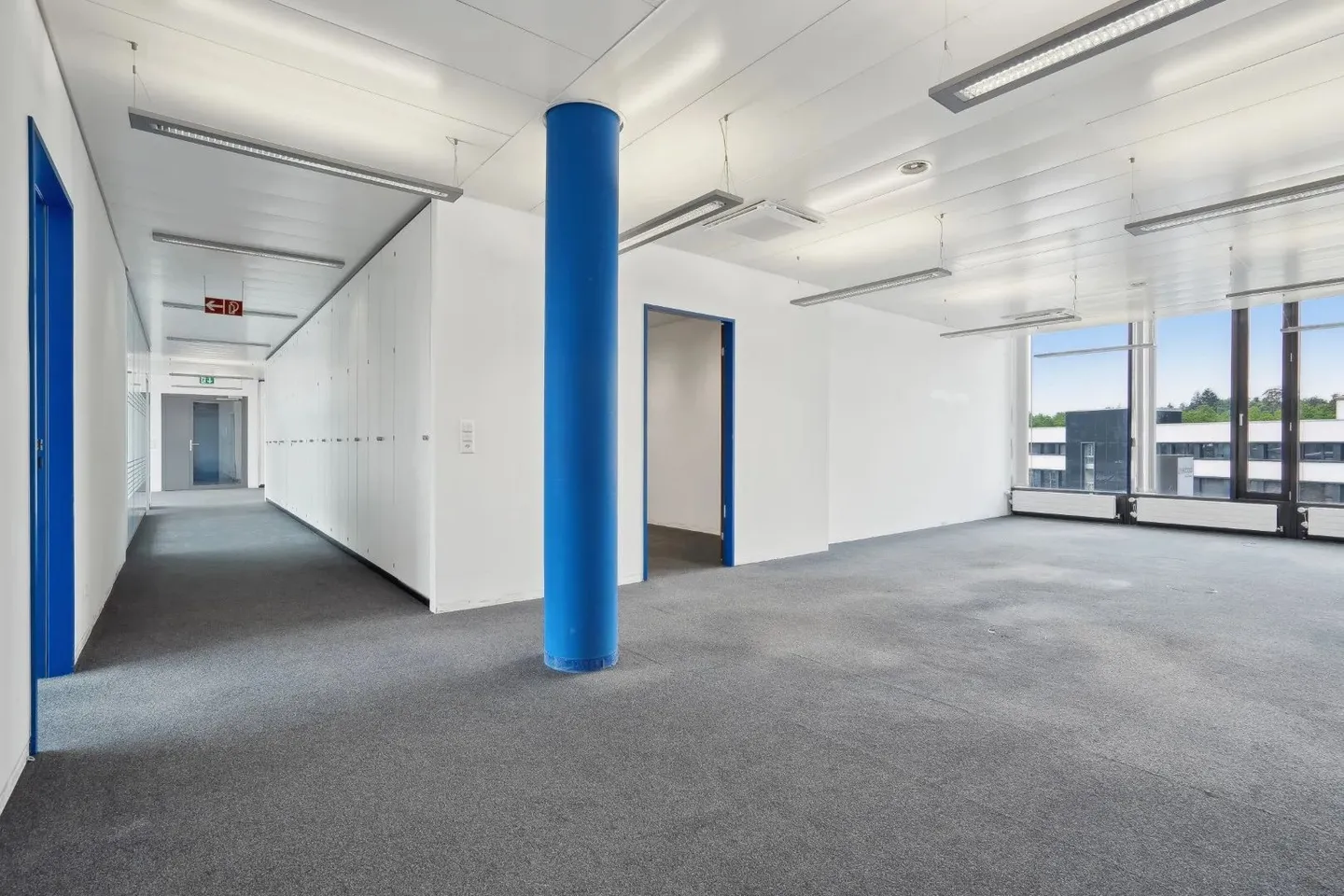 Commercial à louer, Kasernenstrasse 1, à Bachenbülach, Suisse - Photo 5 sur 13