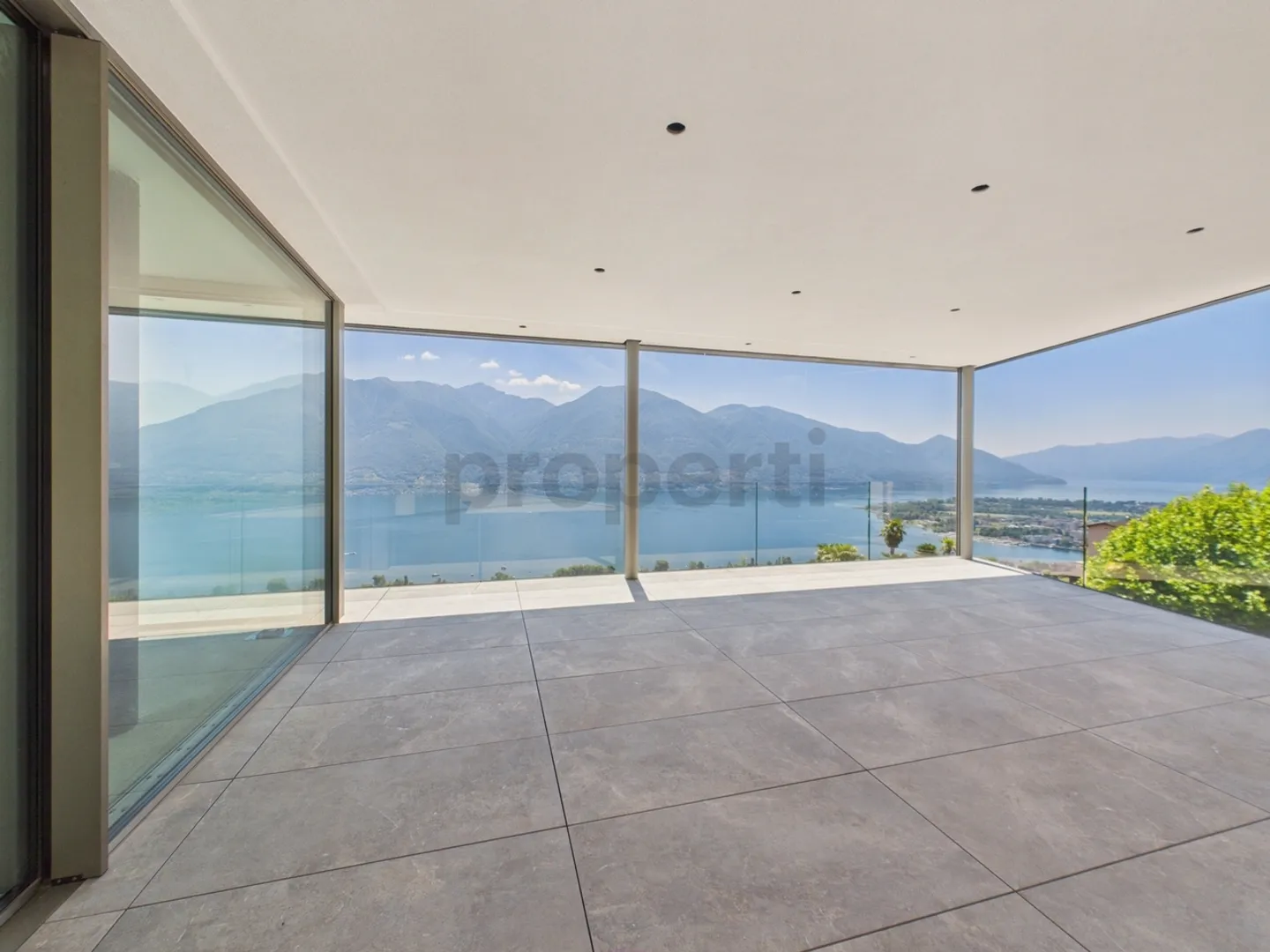 Modern 4.5-room penthouse with pool, Brione sopra Minusio - Photo 11 of 13