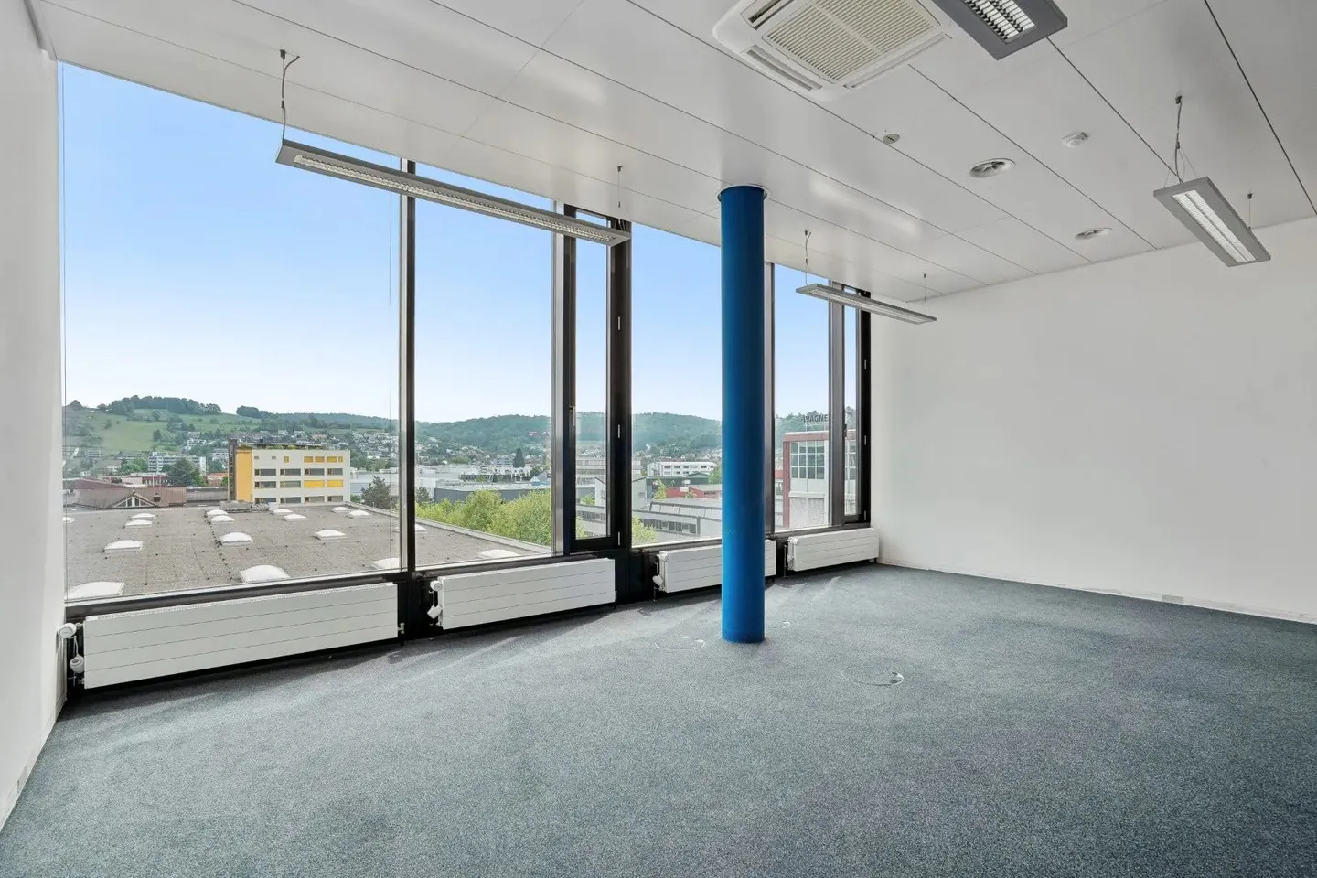 Commercial à louer, Kasernenstrasse 1, à Bachenbülach, Suisse - Photo 12 sur 13