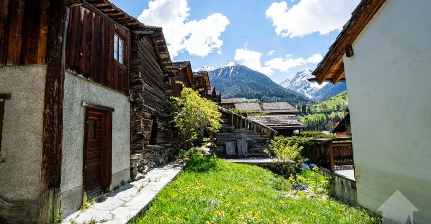 Charming Chalet with Duplexes - Photo 2 of 10