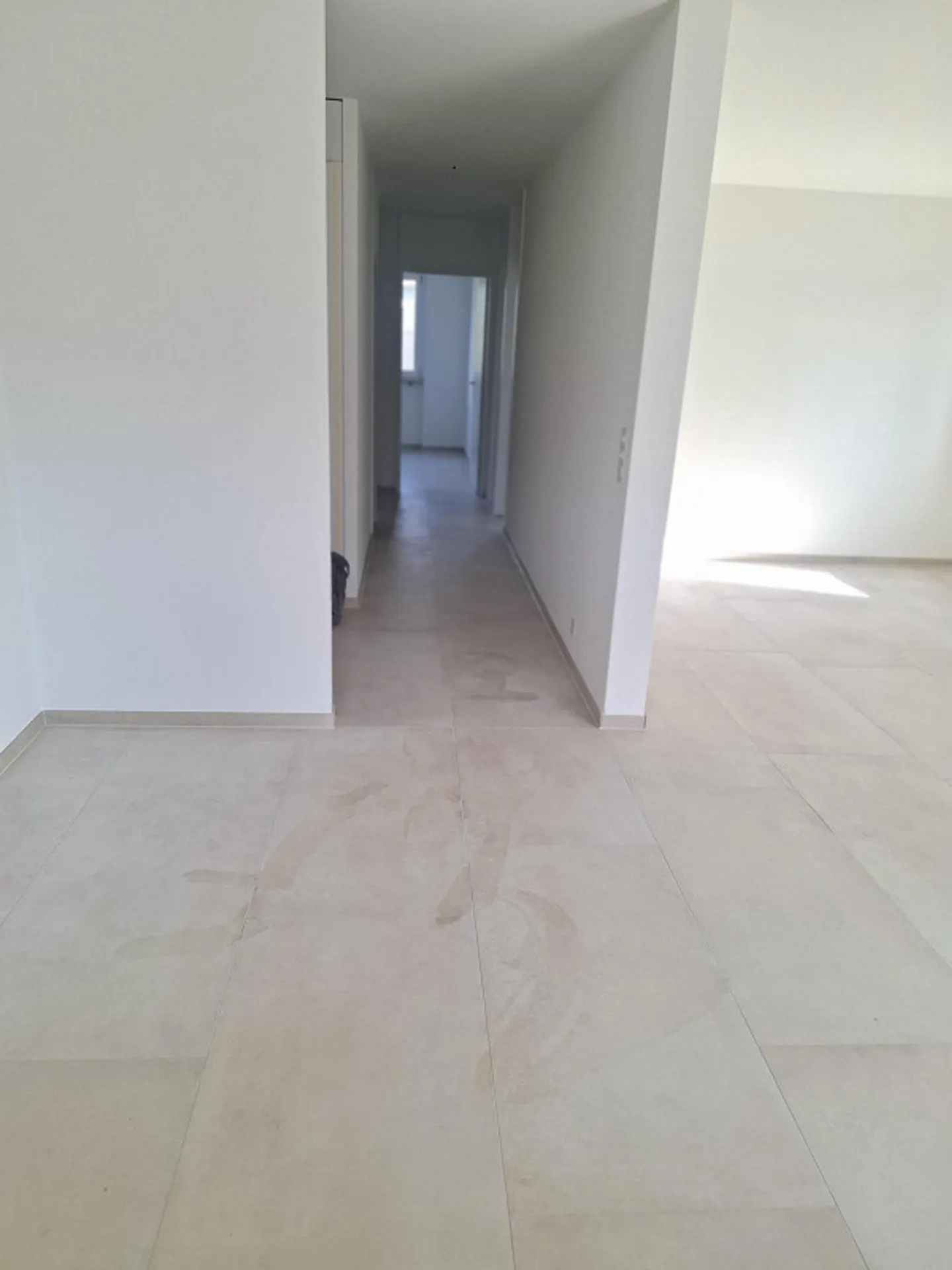 Helle 3.5-Zimmerwohnung mit Balkonen - Foto 9 von 16