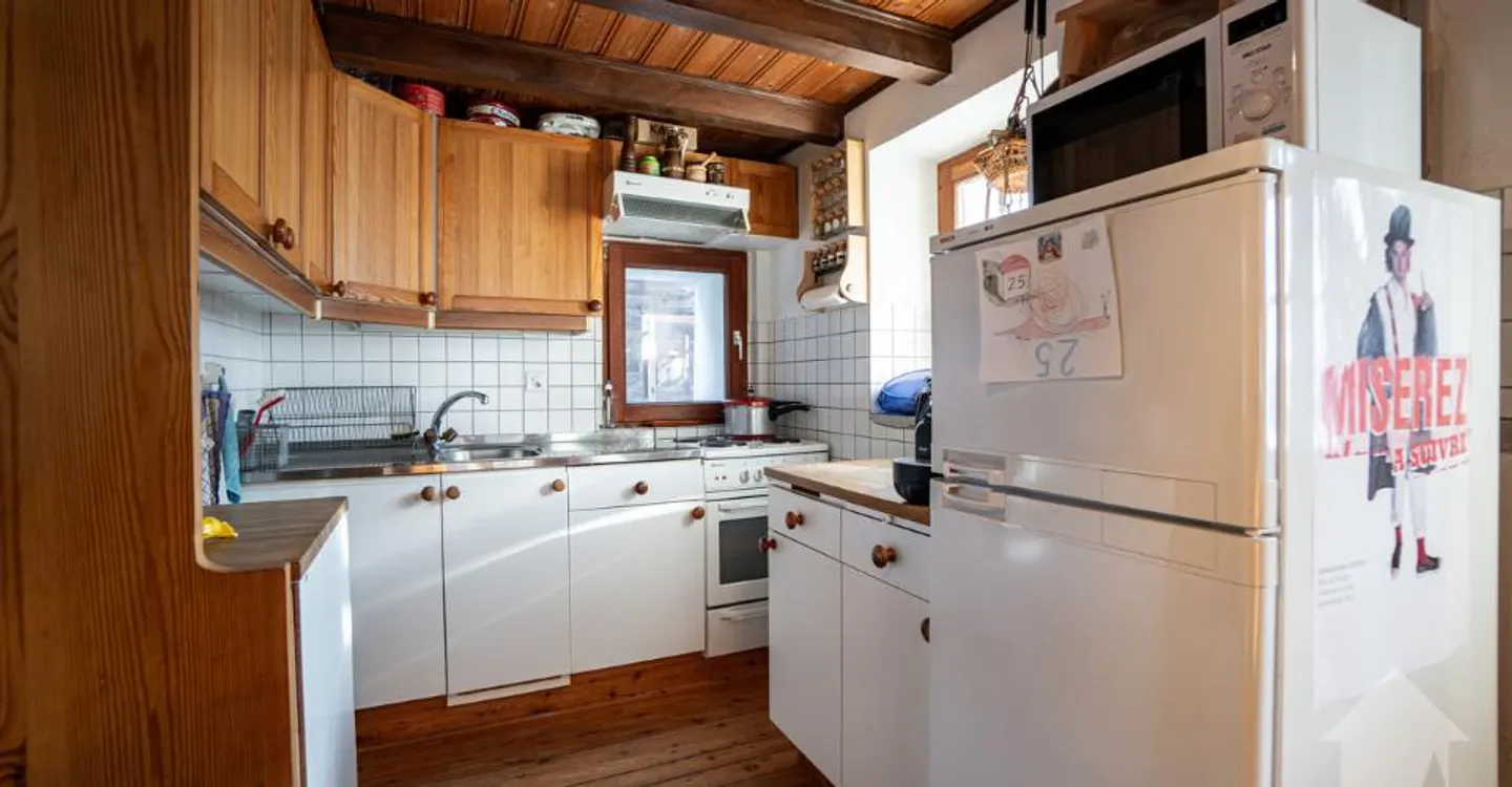 Charming Chalet with Duplexes - Photo 4 of 10