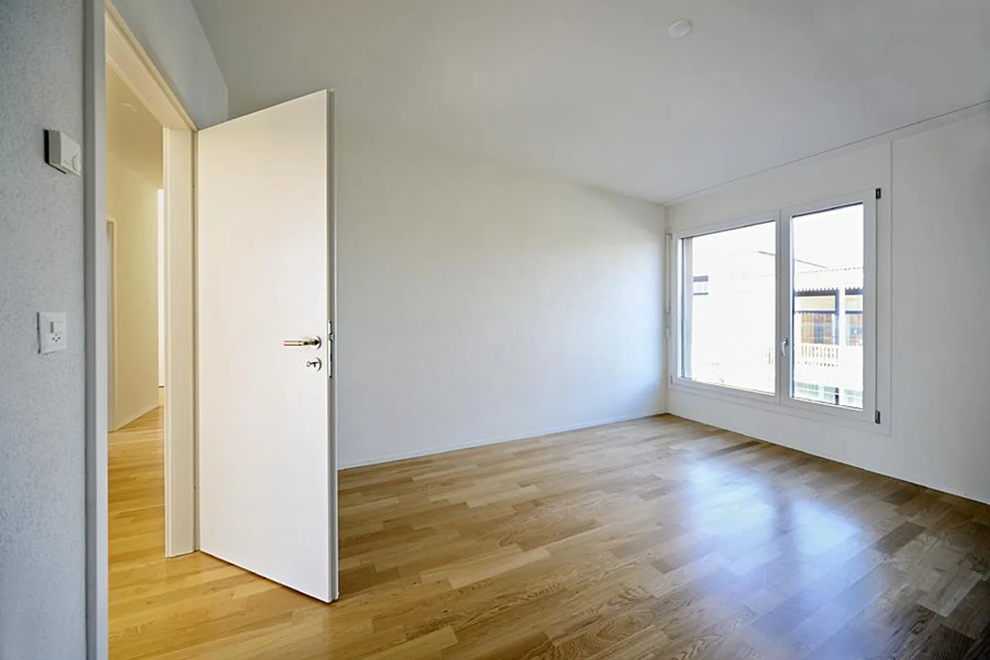 Moderno appartamento di 3 1/2 stanze con area salotto coperta - Foto 5 di 7