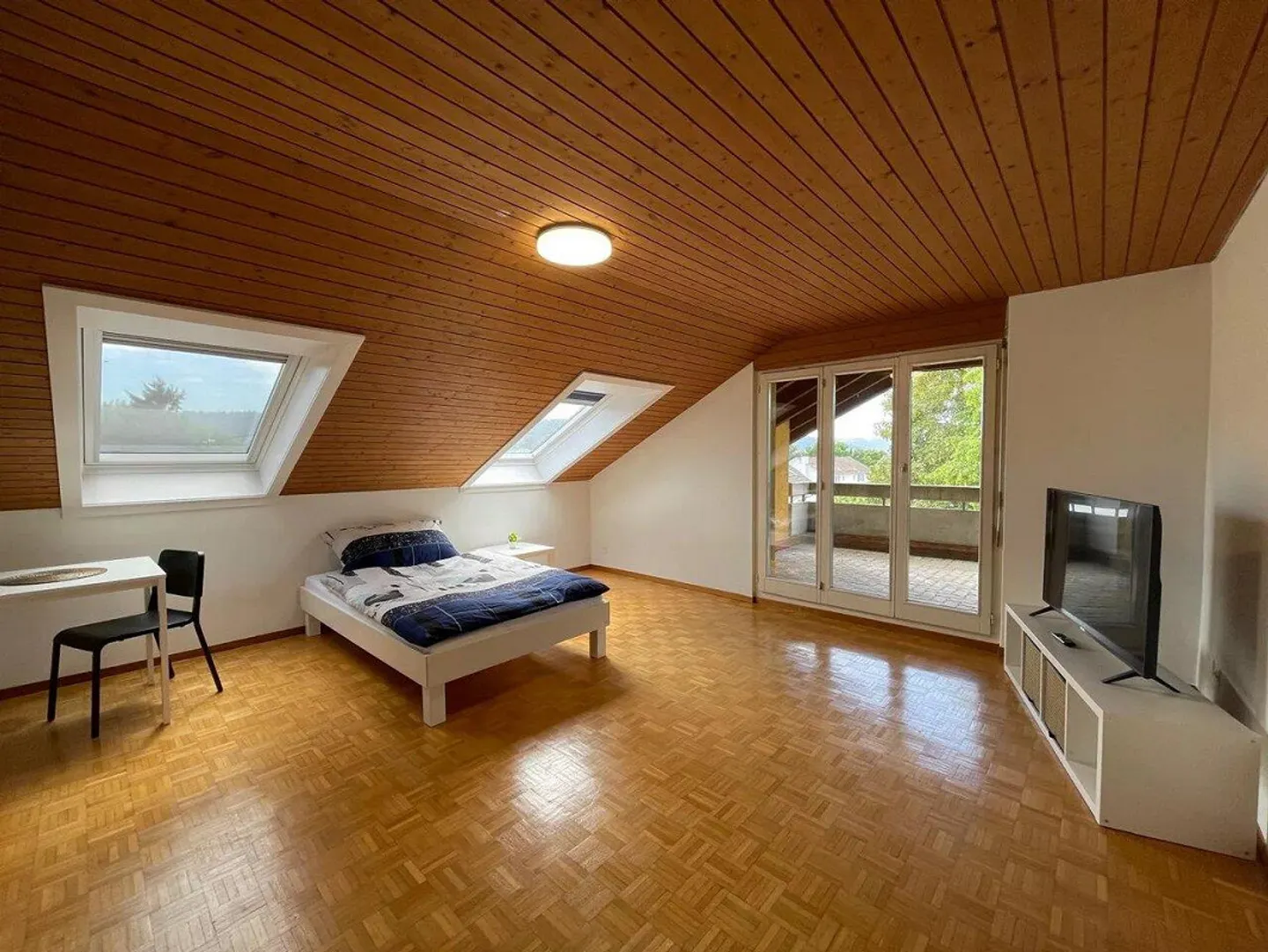 Furnished room in central location - Move in today - Photo 1 of 12