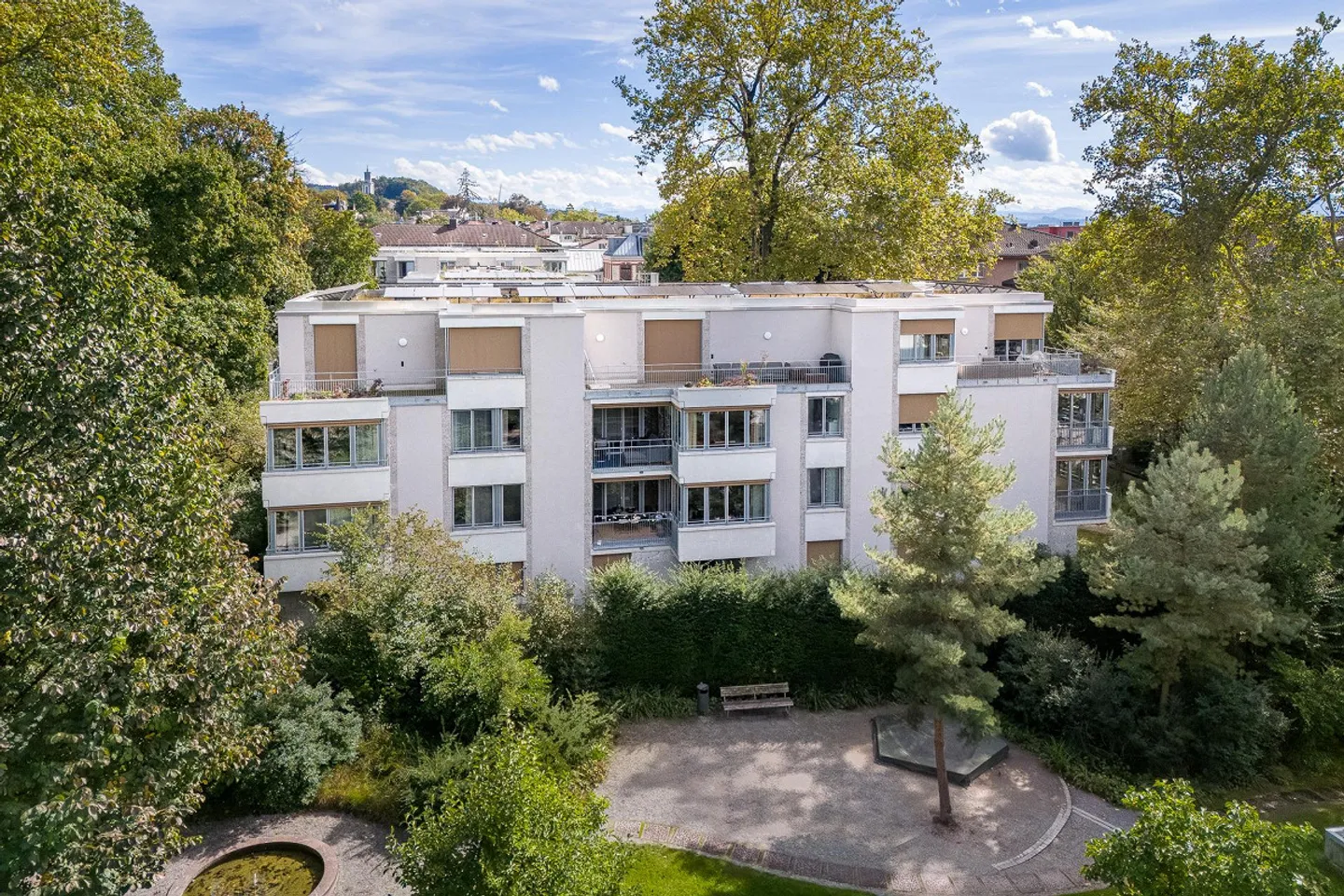 Appartement neuf attrayant dans un emplacement central à Seefeld - Photo 2 sur 12